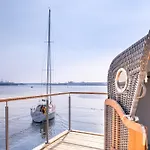 Hausboot Schatzkiste *