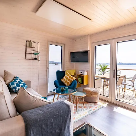 Hausboot Schatzkiste * Fehmarn