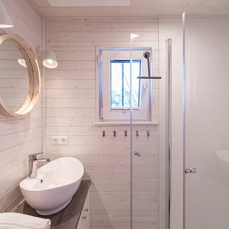 Hausboot Schatzkiste * Fehmarn