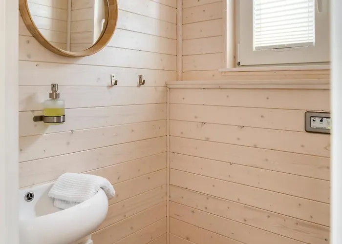 Vakantiehuis Hausboot Schatzkiste *